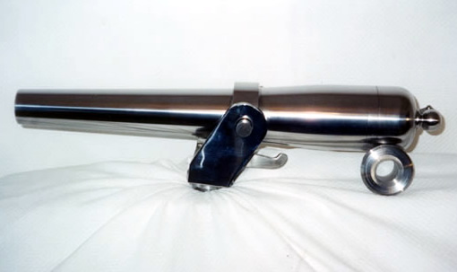 Late 19th century pattern naval deck signal cannon in swivel mount